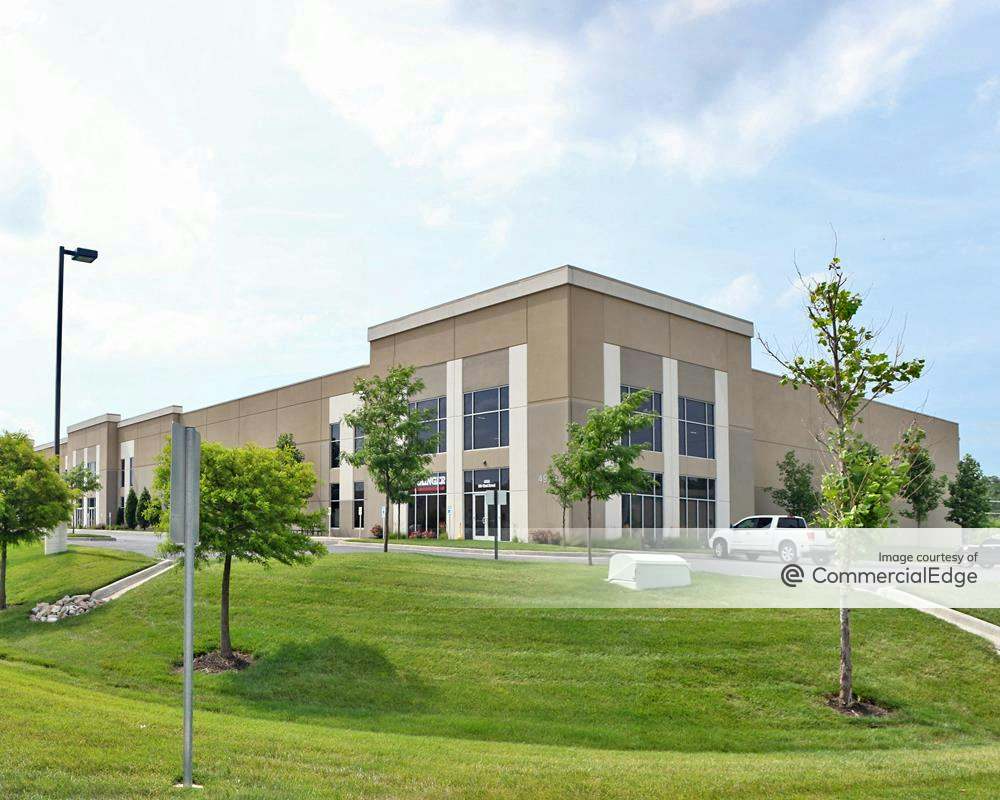 Riverside Horizons Industrial Park II 4950 NW 42nd Street, Riverside